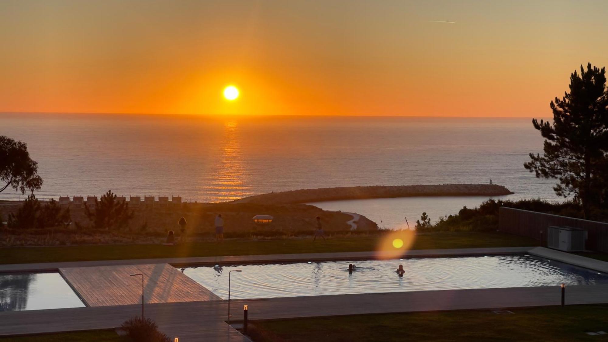 Mar A Vista - With Pool, Gym And Sea Views Nazare