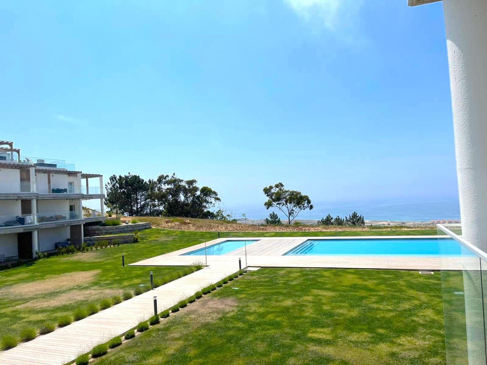 Mar A Vista - With Pool, Gym And Sea Views Apartment Nazare