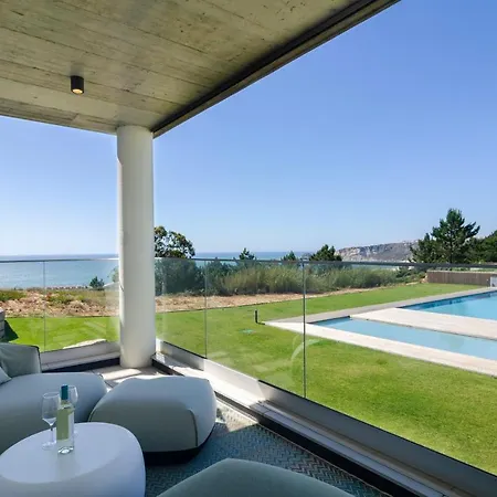 Mar A Vista - Condominium With Pool, Gym And Sea Views Nazare Room photo