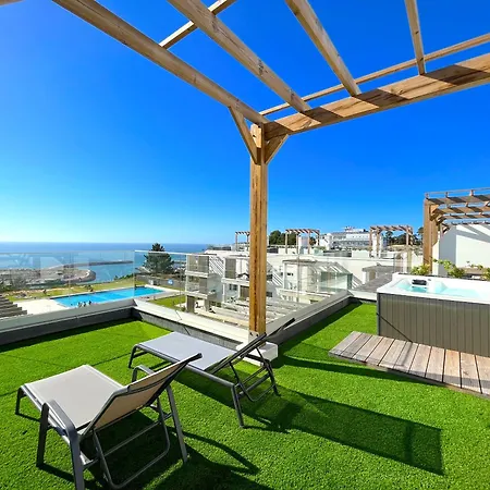 Mar A Vista - Condominium With Pool, Gym And Sea Views Nazare Room photo